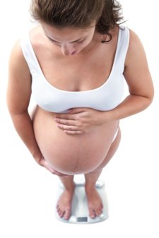 Gravides overvægt og mangel på D-vitamin har helbredsmæssige konsekvenser for barnet