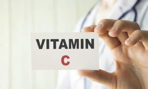 Ny analys av historisk studie indikerar ett större behov av C-vitamin